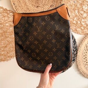 Louis Vuitton fixer upper bag! Authentic